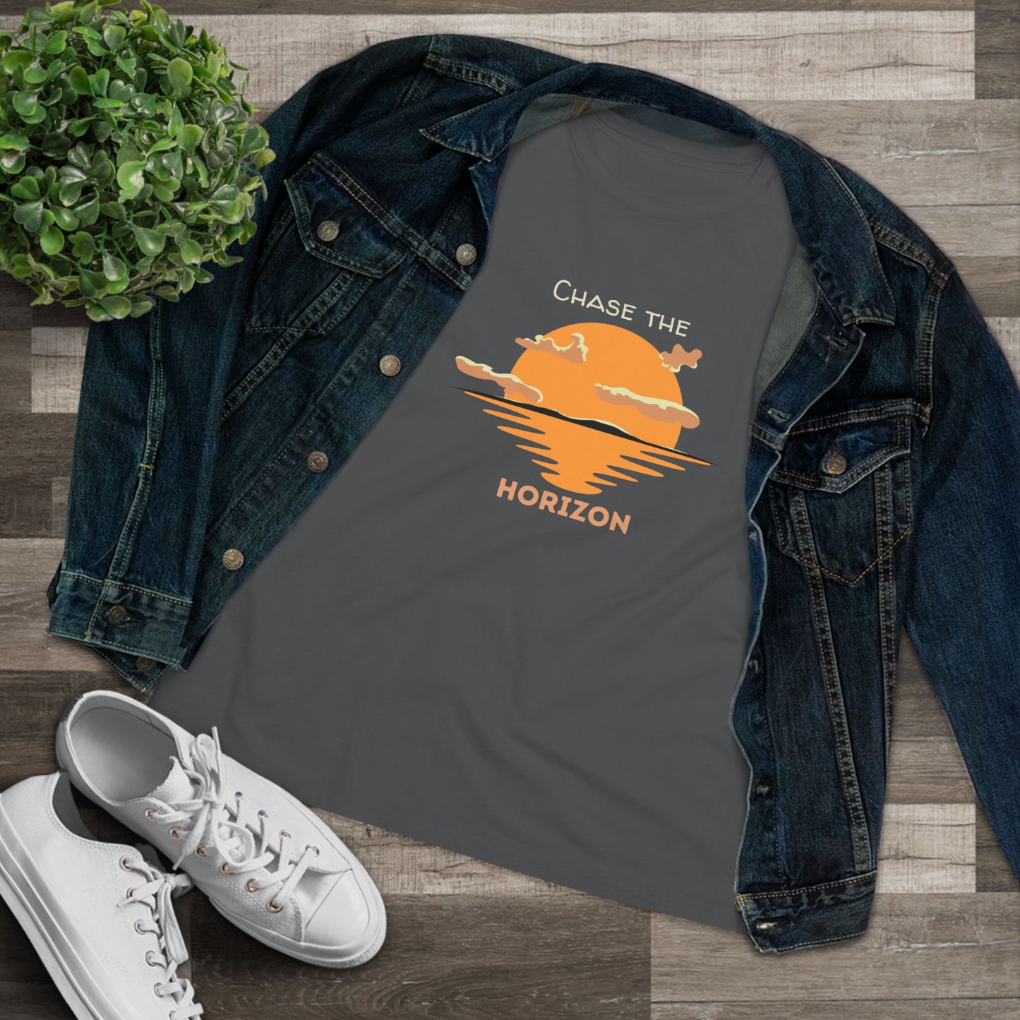 Chase the Horizon Women's Cotton Tee